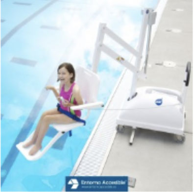 grúa para piscina aire libre